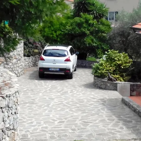 Βίλα Il Pettirosso Λα Σπέτσια